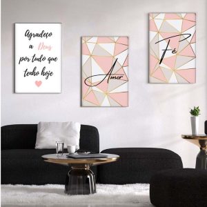Kit com 3 Quadros em Lona Conquistas