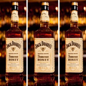 238.jpg Adesivo de Geladeira Cervejas, Refri e Whisky